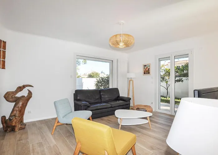Stunning Home In Canet Plage With Wifi